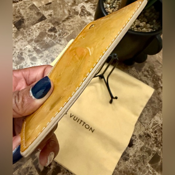 ⭐️⭐️Louis Vuitton Monogram Vernis Pochette Cles Key Pouch Keychain - Picture 11 of 11